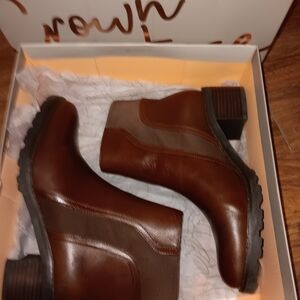 Crown Vintage Brown Leather Boots